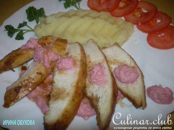 Куриное филе с соусом из хрена