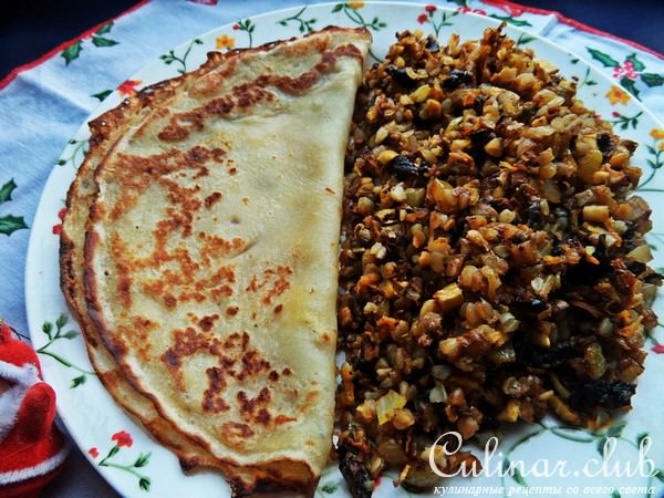 Гречка с грибами и овощами к курочке 