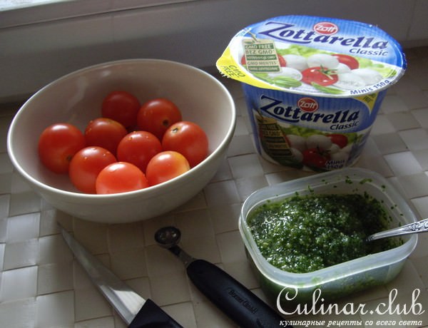 Кордон Блю из мяса цыплёнка с "Капрезе“