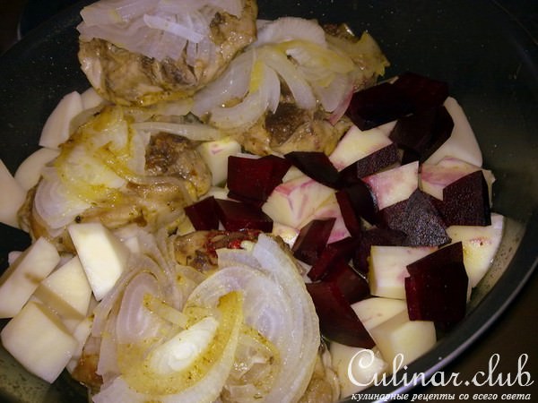 Курочка с картофелем и свеклой(дачная)