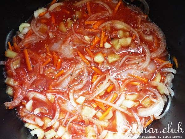Томатный соус с курицей