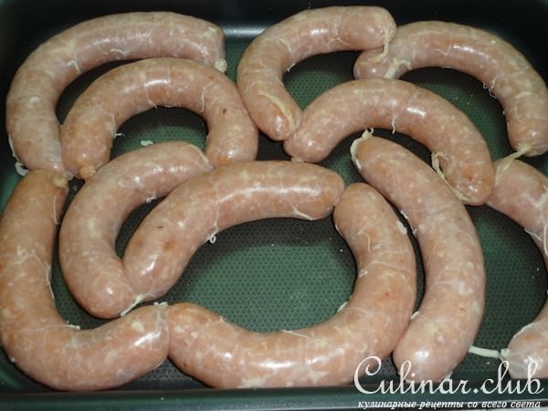 Диетические куриные колбаски на гриле