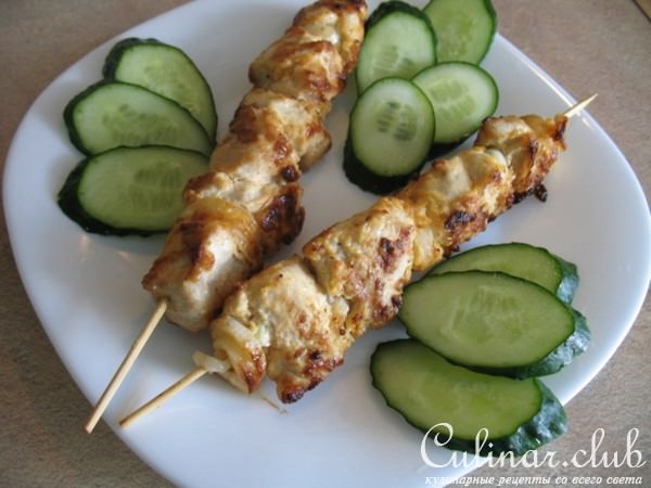 Шашлычки куриные на шпажках