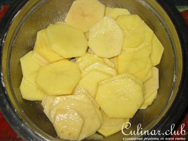 Куриные окорочка с картошкой, запеченные в "конвертиках"