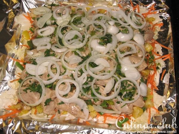 Курица с овощами в фольге
