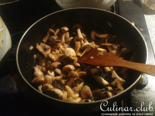 Куриное филе с шампиньонами в сливочном соусе (Вариант)