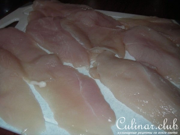 Куриные рулеты с белыми грибами и квашеной капустой