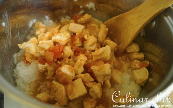 Паэлья с курицей и овощами