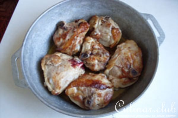 Курица с тыквой и грибами