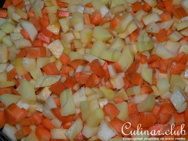 Куриное филе с овощами в соусе из творожного крема