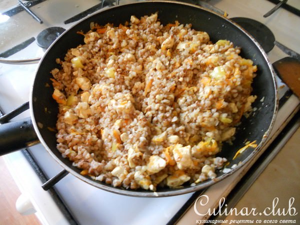 Гречка с курицей и овощами "Сюрприз"