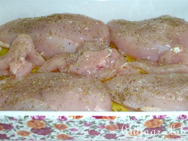 Курица с нутом и томатами