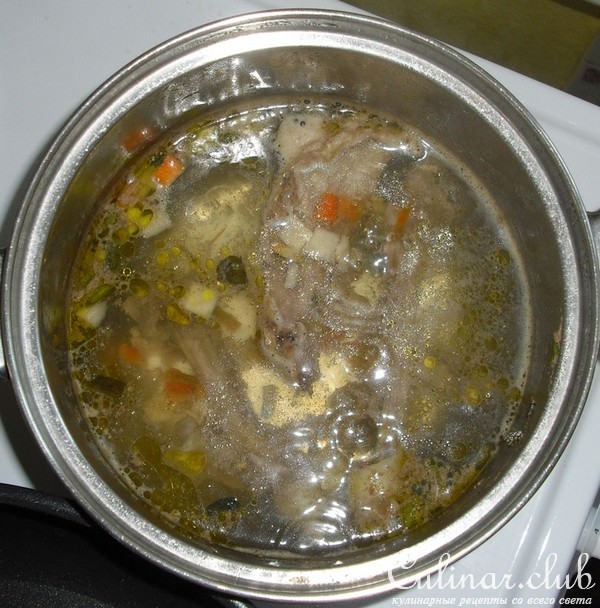 Курочка тушеная с зеленой фасолью