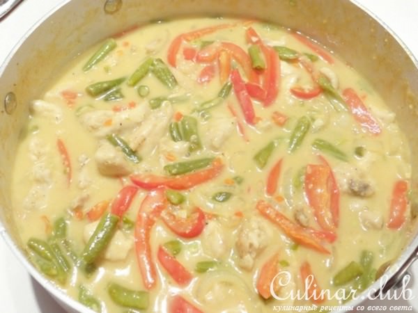 Куриное карри с арахисом 