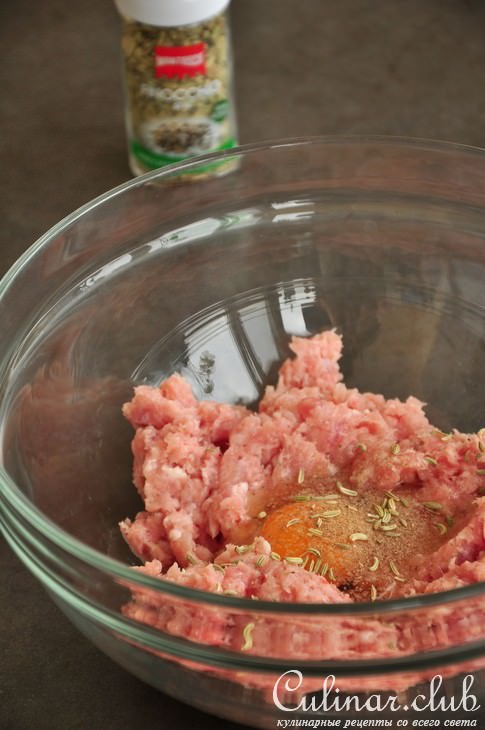 Цыпленок фаршированный клюквой и каперсами