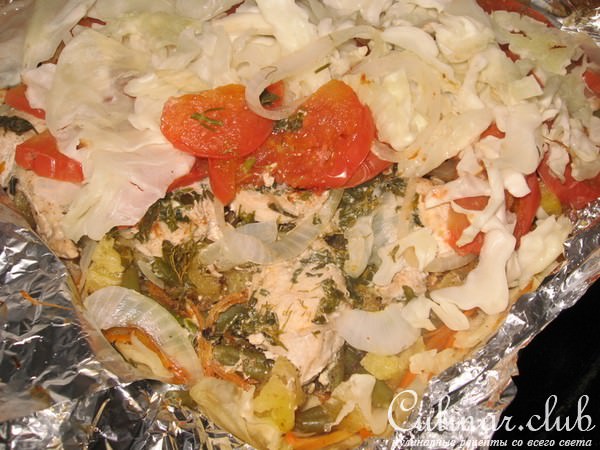 Курица с овощами в фольге