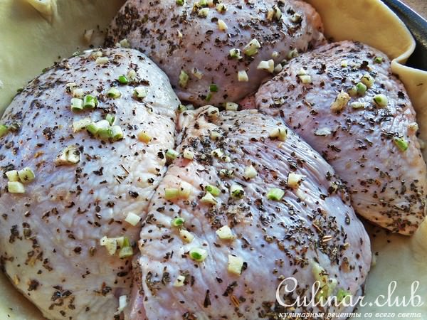 Курица,запечённая в съедобной тарелке