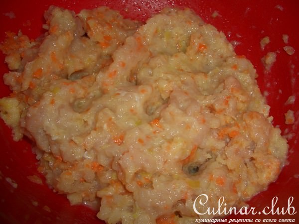Куриные котлеты с морковью и яблоками