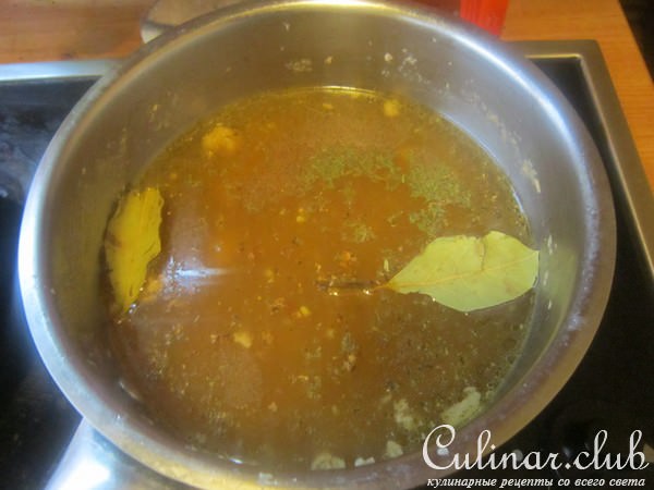 Заливное из куриных окорочков(простейший вариант)