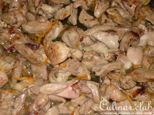 Куриная ножка, фаршированная сердечками и белыми грибами