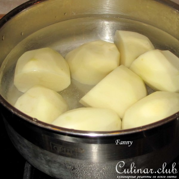 Картофельное пюре с грибами для нежной курочки по-итальянски