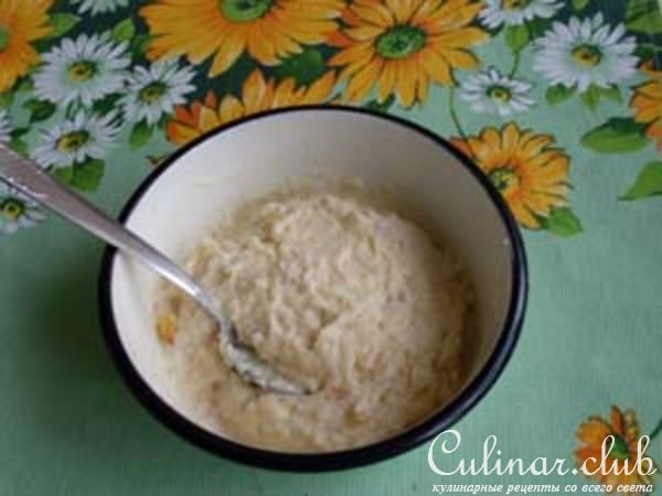 Куриные бедрышки с яблочным пюре