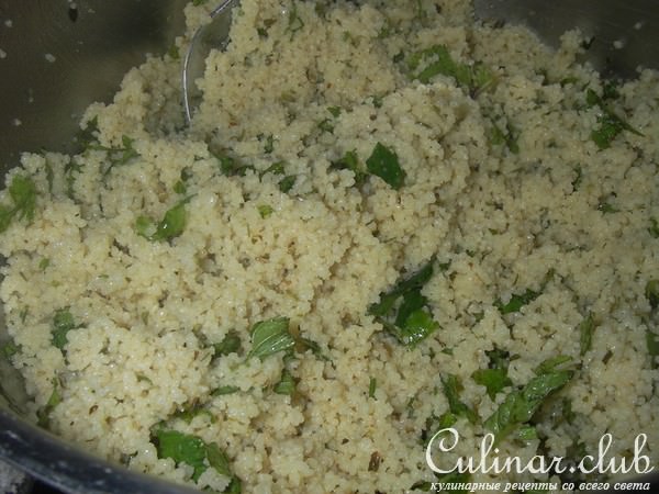 Мятный кускус с курицей в йогуртовой корочке