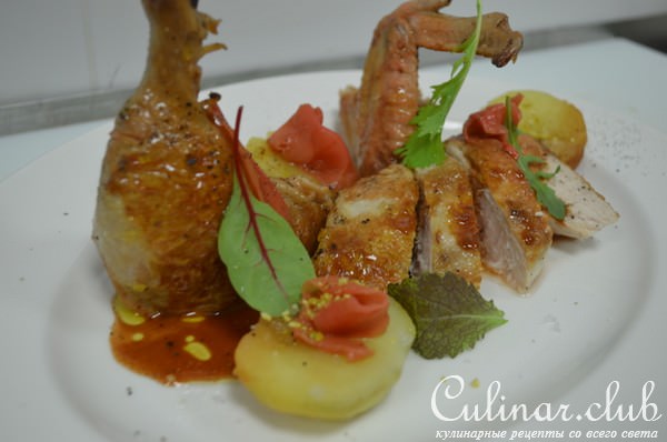 Румяная курочка с картофелем и маринованным имбирем