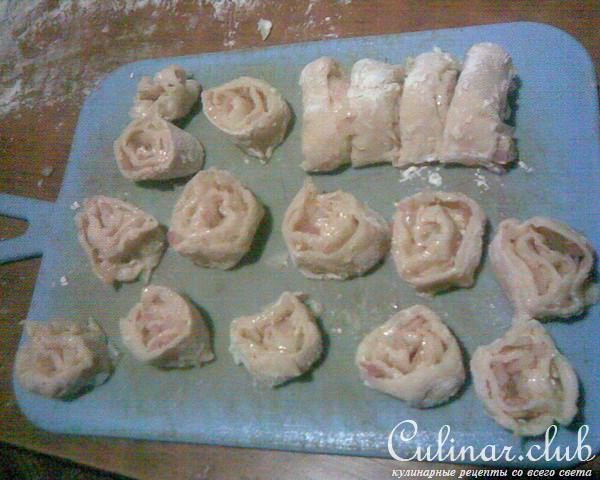 Курица со штруделями