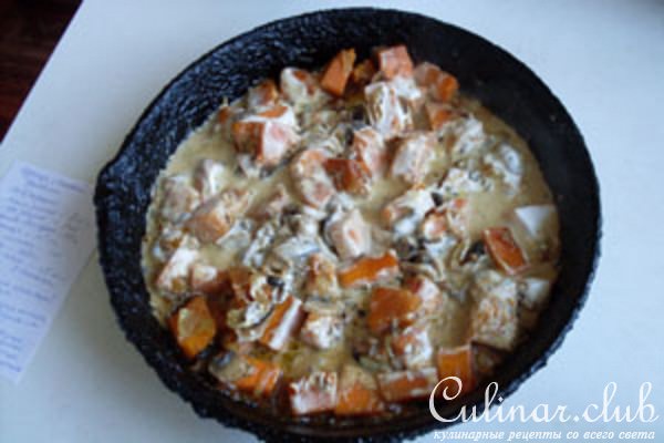 Курица с тыквой и грибами