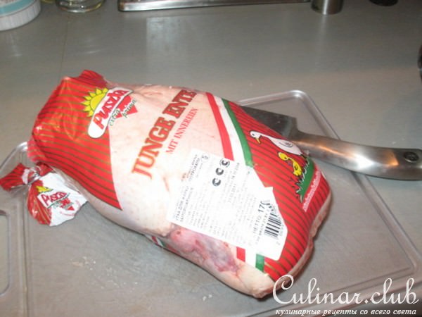Утка с бруснично-мандариновым соусом.
