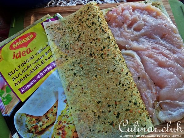 Курица с гарниром из брокколи и чечевицы
