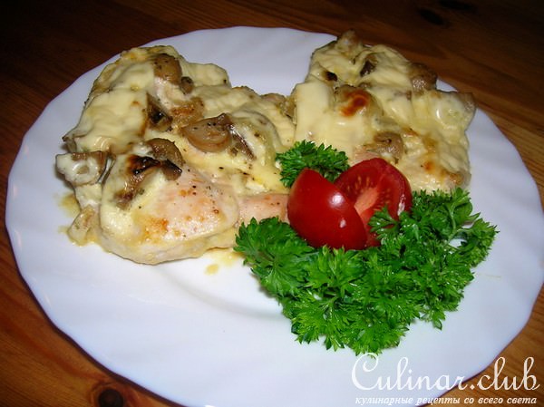 СливоШная куриная грудка с грибами