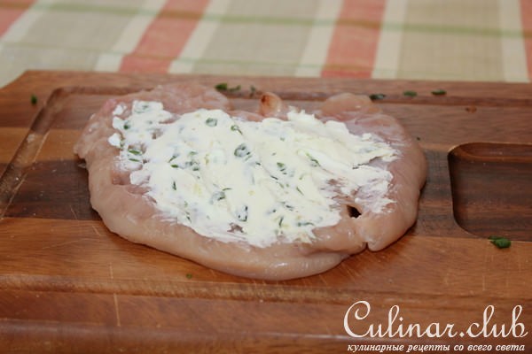 Куриные грудки, фаршированные козьим сыром и зеленью