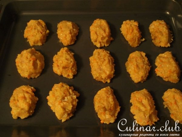 Куриные котлеты с яблоками и кукурузной крупой