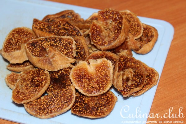 Куриная грудка с инжиром в мультиварке (тест-драйв)