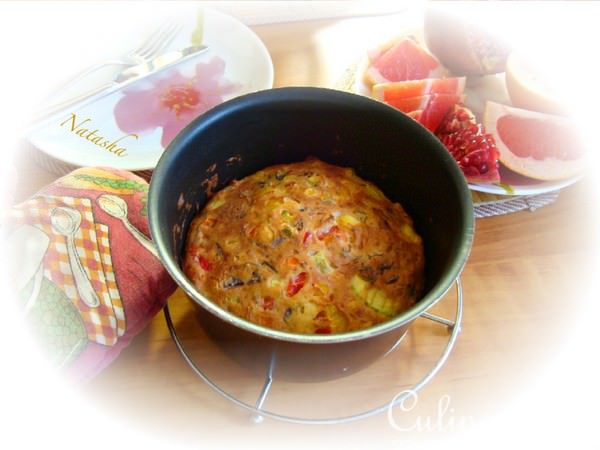Творожная запеканка с брынзой,курицей и овощами на завтрак.