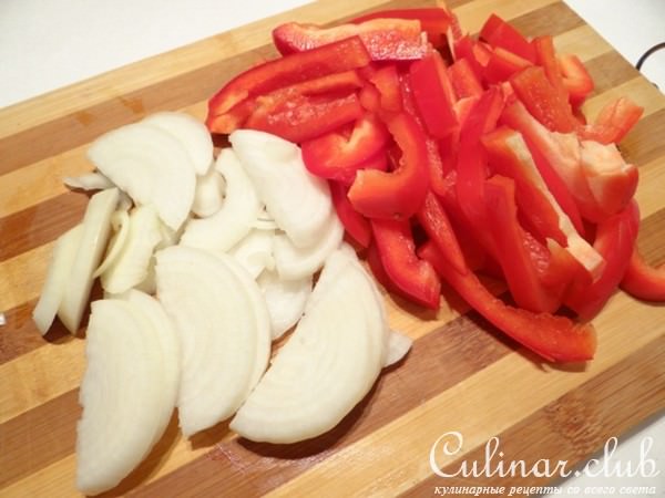 Куриное карри с арахисом 