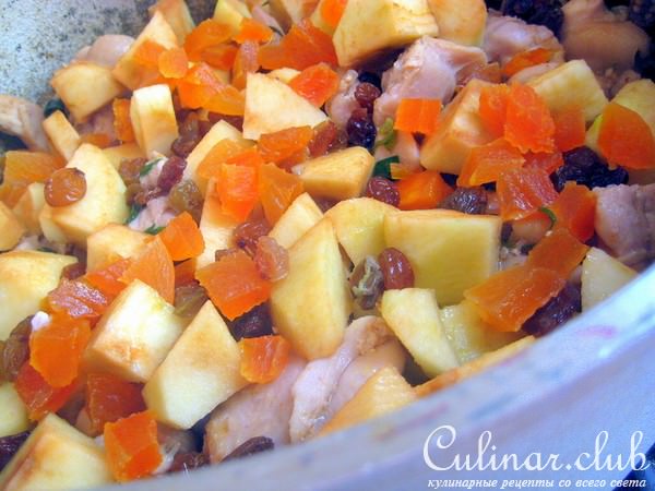 Di pollo con frutta in siciliano или Курица с фруктами по-сицилийски.
