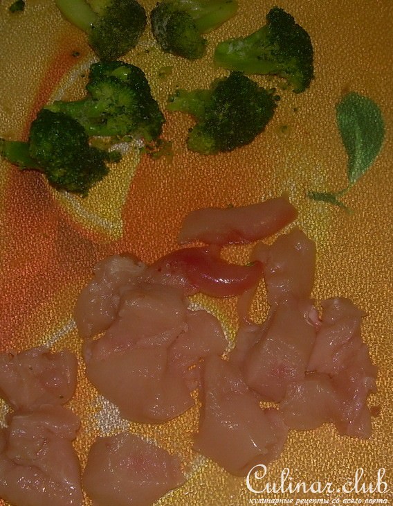 Курочка с брокколи