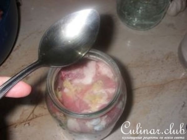 Окорочка тушеные в банке