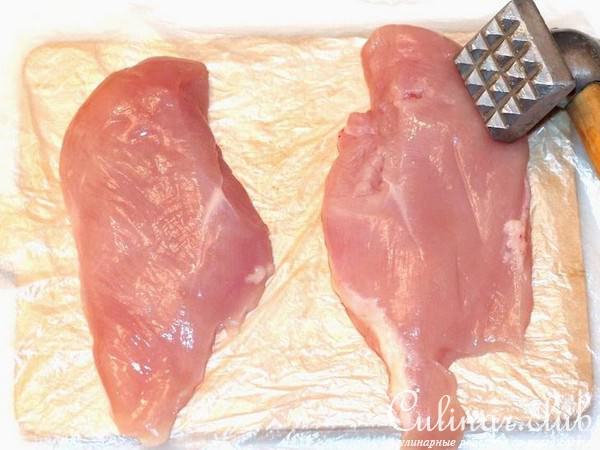 Нежная курочка с кабачком и горошком 