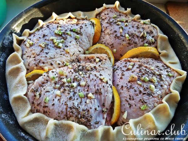 Курица,запечённая в съедобной тарелке