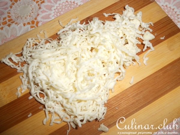 Скумбрия на пару с овощами и сыром за 20 минут.