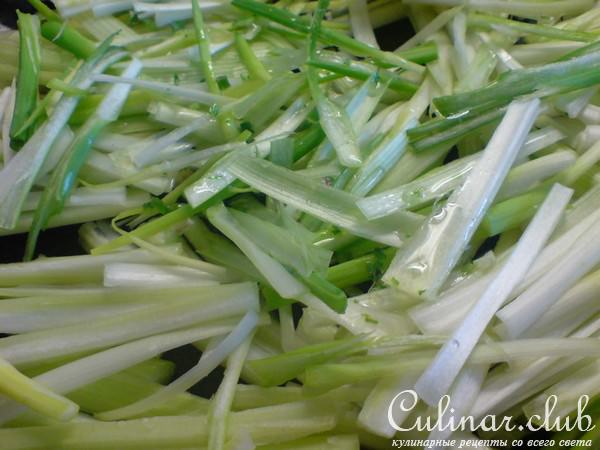 Морская форель ,запечённая с овощами