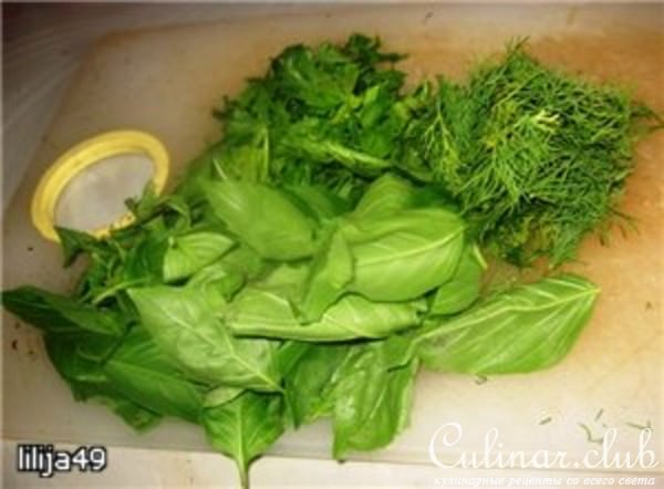 Куриные сердечки в баклажанах