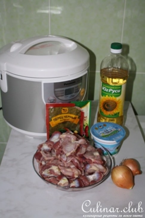 Куриные желудки в сметане
