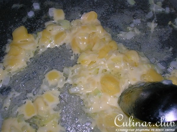 Печень "овсяная" с сырным соусом