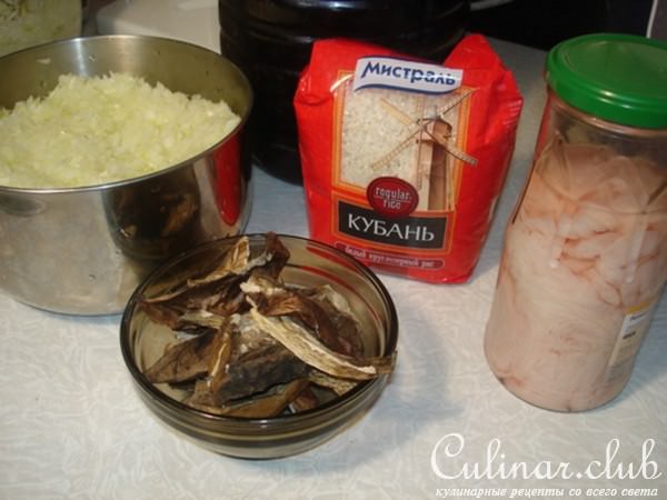 Колбаса кровяная домашняя с грибами и рисом.