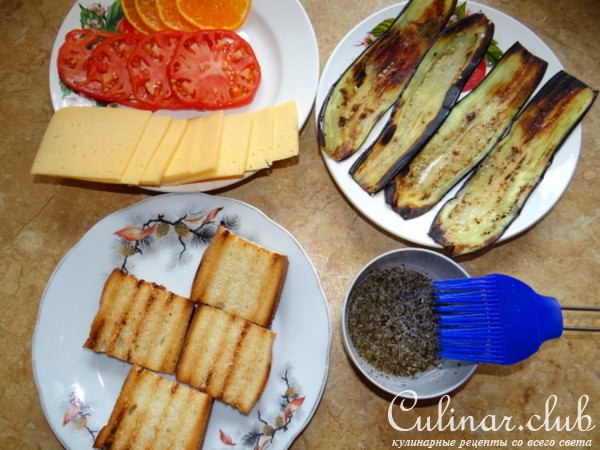 Закусочные бутерброды с баклажаном и мандариновой ноткой